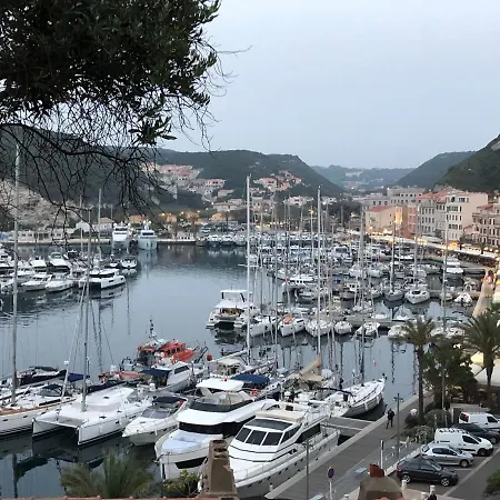 De Charme Sur La Marina De * Bonifacio (Corsica)