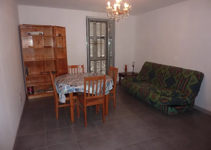 Apartment De Charme Sur La Marina De Bonifacio (Corsica)